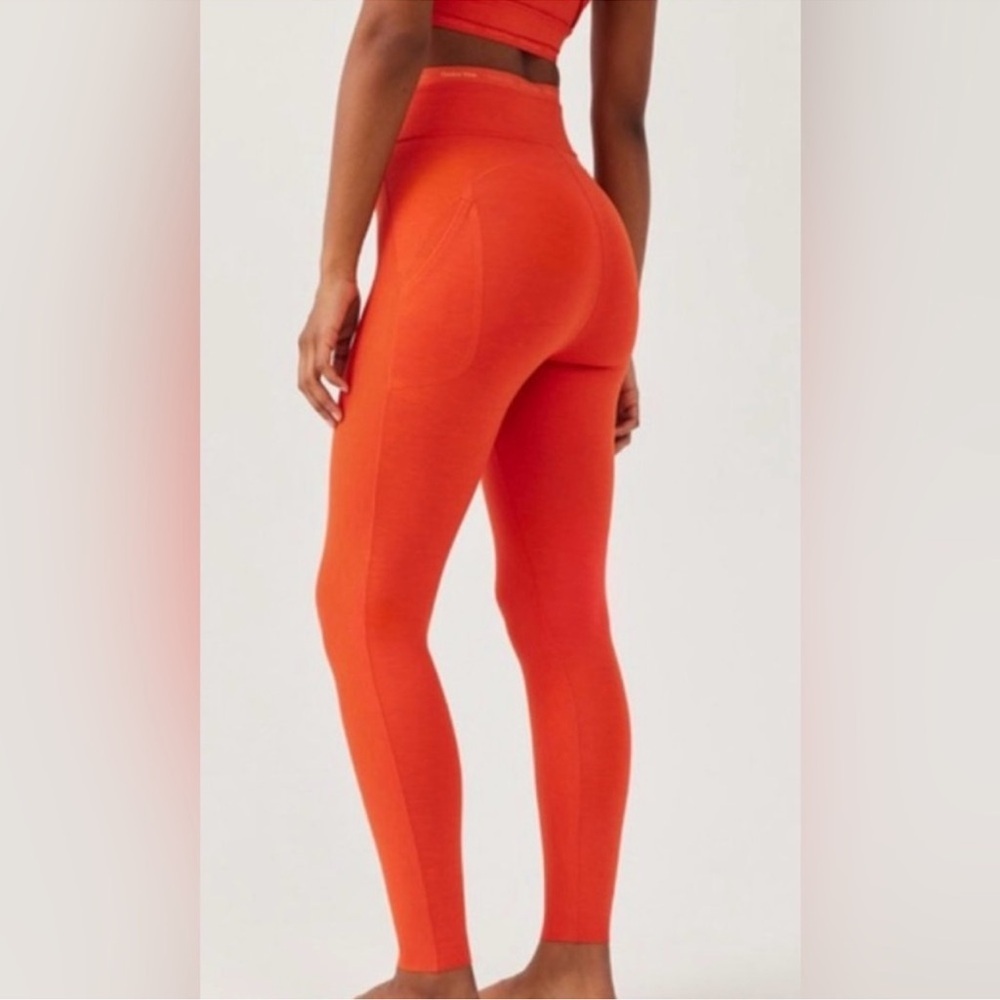 Outdoor Voices Paprika Thrive 7/8 Leggings - Picture 3 of 3